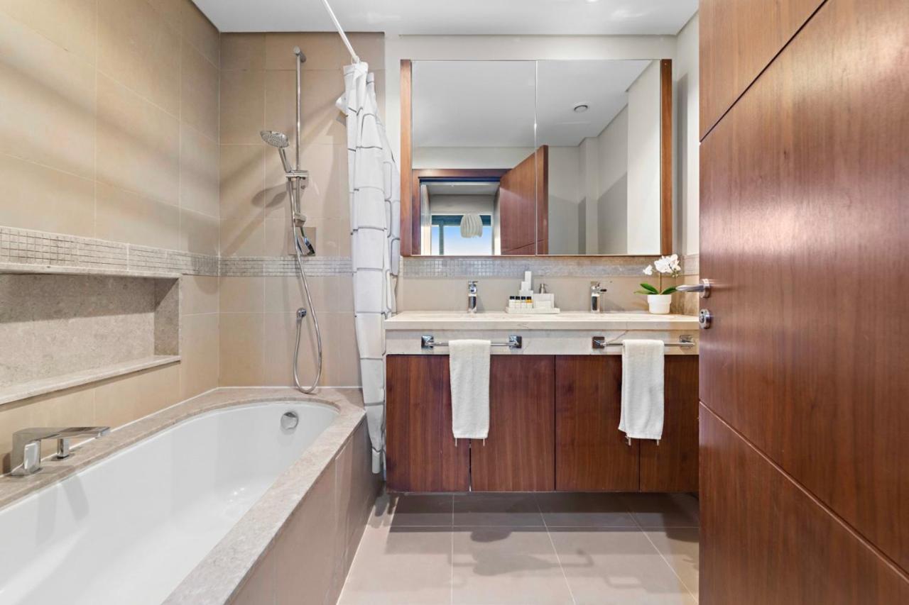 First Class 3Br With Full Burj Khalifa And Fountain View Dubái Exterior foto