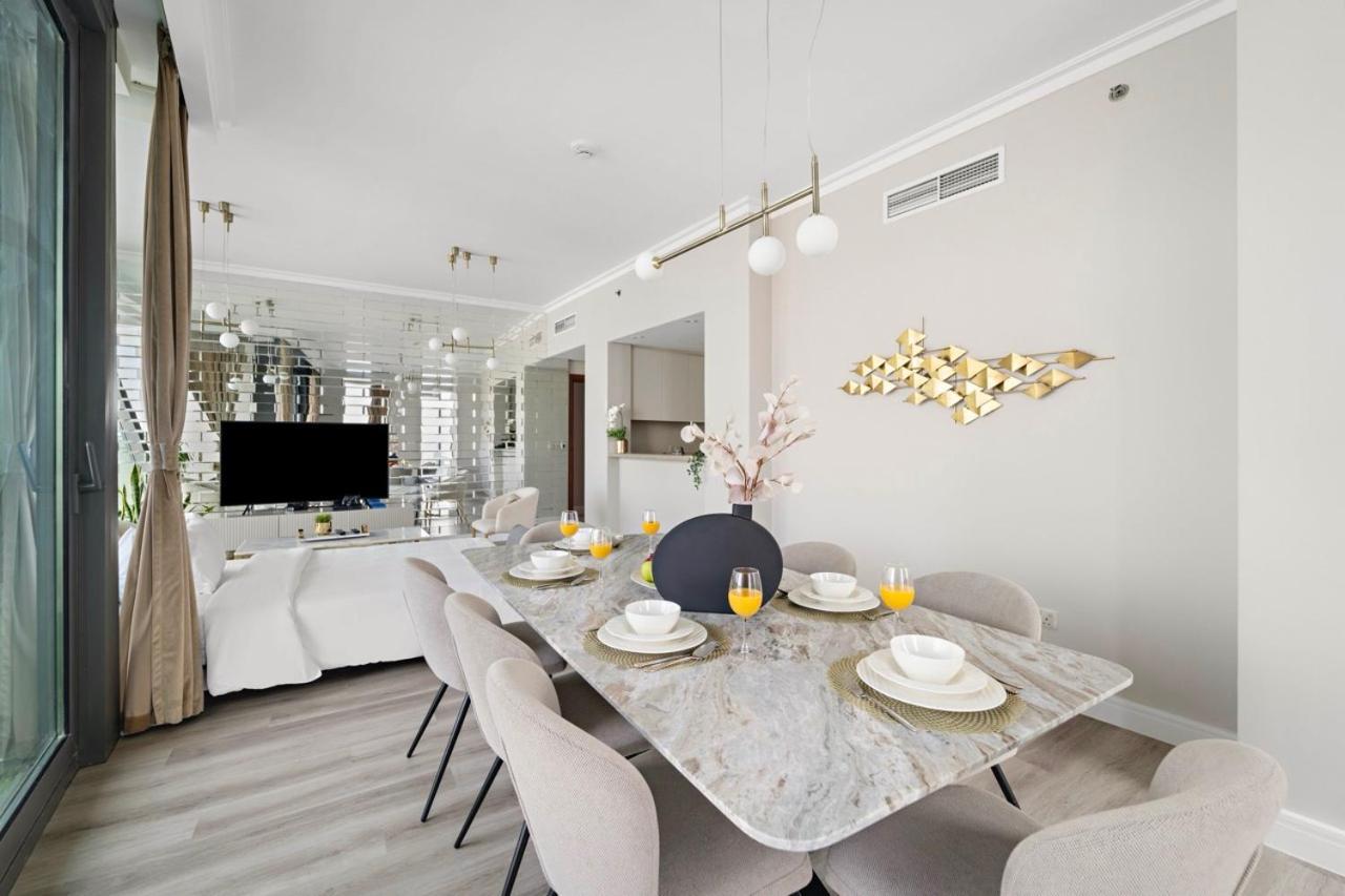 First Class 3Br With Full Burj Khalifa And Fountain View Dubái Exterior foto